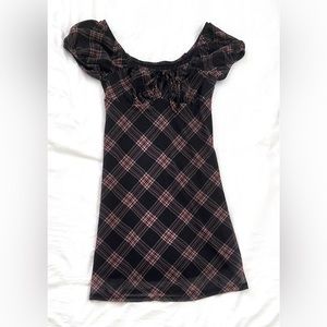 Black patterned dress size xs